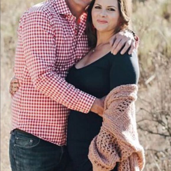 Meet your Posher, Lisa belle - Picture 3 of 5